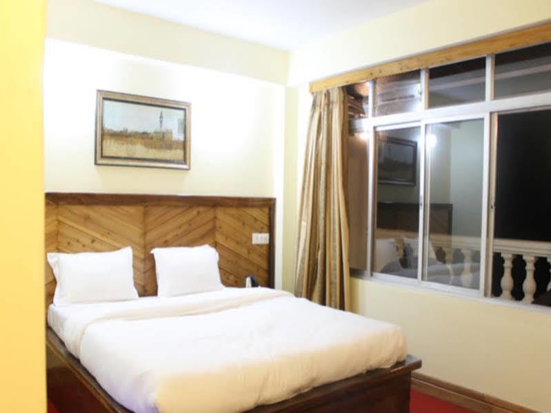 Hotel White Yak Darjeeling  Exterior photo